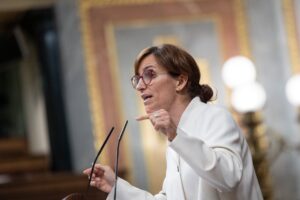 Mónica García gana respaldo en la izquierda progresista frente a Ada Colau