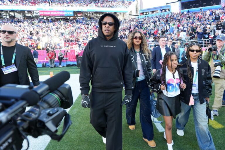 Jay-Z actuará en el espectáculo de medio tiempo del Super Bowl 2027