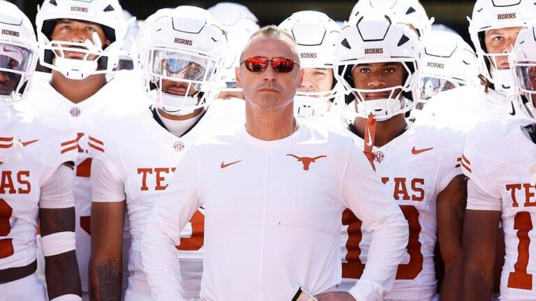 Texas evalúa a Arch Manning y su ofensiva tras caer ante Florida