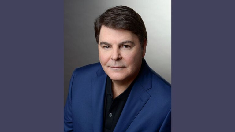 Gregg Jarrett revela cómo un consejo materno cambió su carrera en Fox News