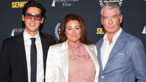 Pierce Brosnan aconseja a su hijo Paris sobre los retos de actuar en Hollywood
