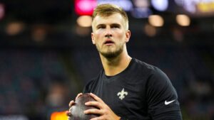 ESPN recibe burlas por un juego de palabras con el apellido de Tyler Shough